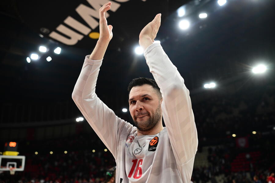 Παπανικολάου για το ορόσημο των 800 συμμετοχών: «Είναι μία σχέση που έχει εξελιχθεί σε κάτι παραπάνω από το επαγγελματικό»