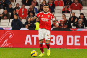 Πιο σκληροτράχηλη εντός!