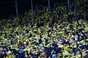 Ψάχνουν την πρώτη νίκη