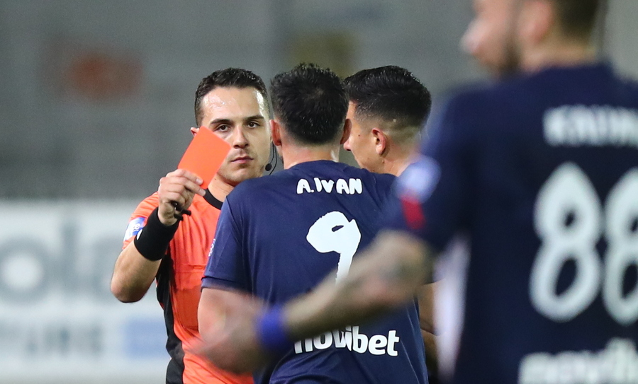 Πανσερραϊκός: «Είναι ΝΤΡΟΠΗ αυτό που έγινε ΚΑΙ σήμερα για το ελληνικό πρωτάθλημα!»