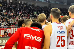 Ολυμπιακός: Το «φατούρο» στον Φαλ και οι πανηγυρισμοί στην «8888 Arena»