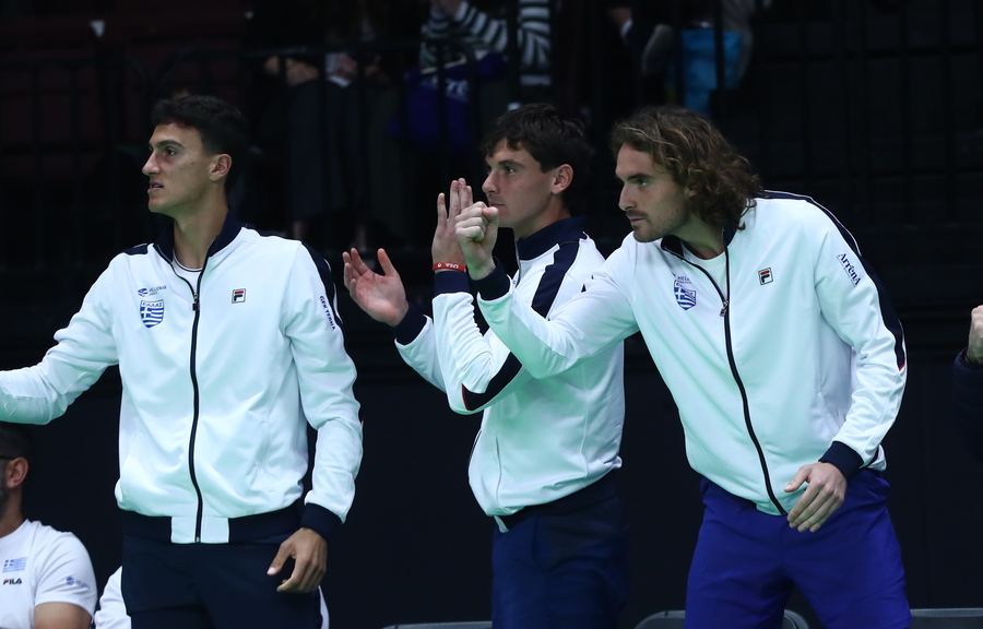 Τσιτσιπάς: Ισοφάρισε 1-1 για την Ελλάδα στο Davis Cup (video)