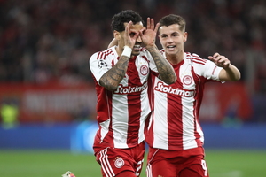 Ολυμπιακός – Ρεάλ: Το τρομερό γκολ του Τσικίνιο με το οποίο οι «ερυθρόλευκοι» άνοιξαν το σκορ! (video)