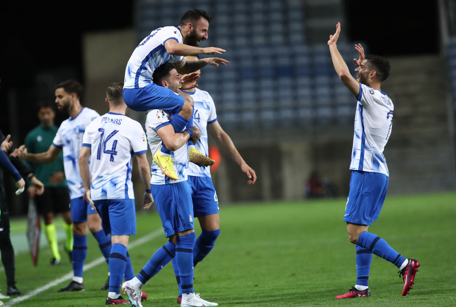 Γιβραλτάρ - Ελλάδα 0-3: Εμφατική νίκη και ιδανικό ξεκίνημα για τη «γαλανόλευκη» (video)