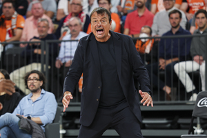 Χαμηλά η… μπάλα από τον Αταμάν: «Χρειαζόμαστε μόνο μία νίκη ακόμα για το Final 4»
