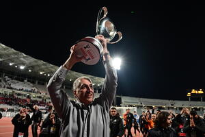 Μπούσης: «Αφιερωμένο στον πατέρα μου το Κύπελλο, θέλουμε να συνεχίσουμε να γράφουμε ιστορία»