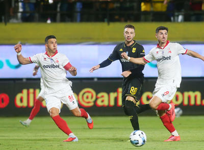 Επιστροφή στη Super League με ενισχυμένες αποδόσεις!