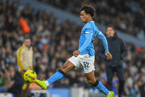 Φούλαμ: Αποκτά τον Μπομπ