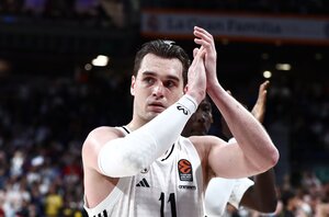 Φεύγει... ψηλά ξανά το clasico