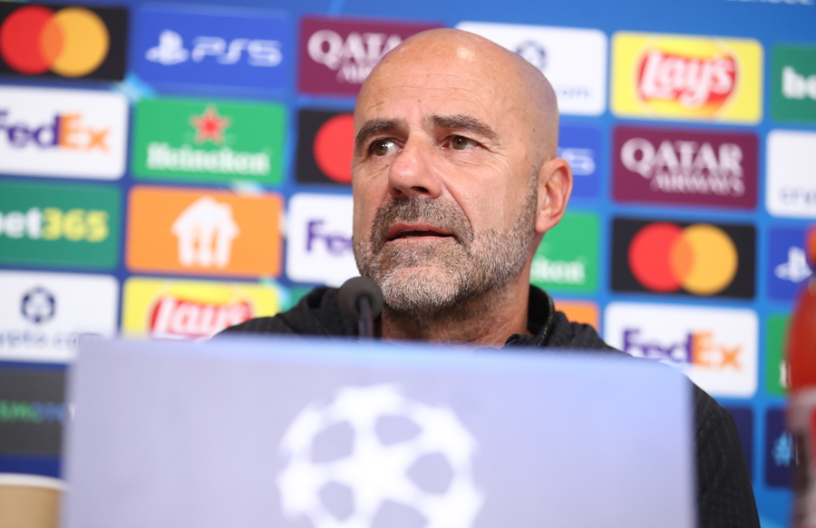 Προπονητής Αϊντχόφεν: «Ανοίξτε τις τηλεοράσεις σας να δείτε τον αγώνα μας με τον Ολυμπιακό»