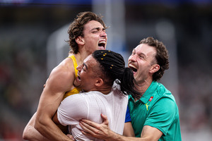 Συναντιούνται στη Γαλλία για την πρώτη εφετινή μάχη τους Καραλής και Ντουμπλάντις