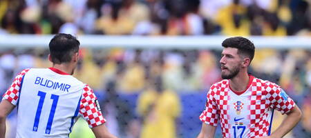 Κροατία - Γκάνα 2-1: Η παρέα του Μόντριτς έκανε το χρέος της και περιμένει το Κολομβία - Πορτογαλία (video)