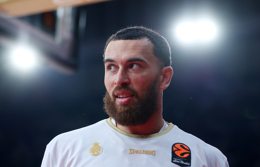 Αντιδράει και νικάει η Μονακό