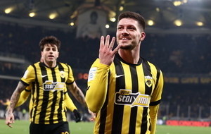 UEFA: Υποκλίθηκε στο «φαινόμενο» Γιόβιτς και τα απίστευτα στατιστικά του