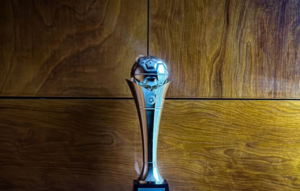 Αυτό είναι το τρόπαιο του Betsson Super Cup