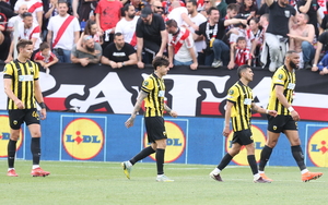 Ράγιο Βαγιεκάνο – ΑΕΚ 3-0: Βαριά ήττα για την Ένωση στη Μαδρίτη και πλέον ψάχνει… θαύμα (video)