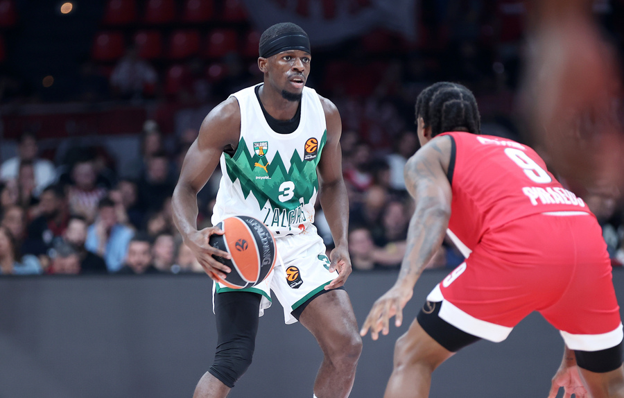 AS: «Στο στόχαστρο του Ολυμπιακού ο Φρανσίσκο»