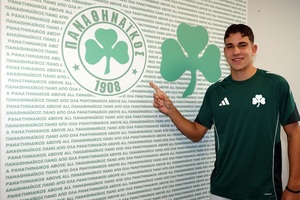 Παναθηναϊκός: Ο 16χρονος χαφ Τάκης Μπινιάρης υπέγραψε επαγγελματικό συμβόλαιο με το «τριφύλλι»