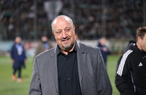 Μπενίτεθ: «Άκρως ανταγωνιστικοί στα πλέι οφ»