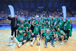 Παναθηναϊκός - Φλοίσβος 3-2: «Ίδρωσαν» αλλά έδειξαν χαρακτήρα και κατέκτησαν το Κύπελλο μετά από 16 χρόνια οι «πράσινοι»! (video)