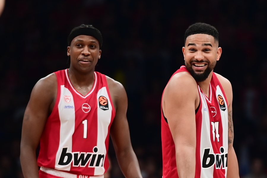 Ολυμπιακός: Ο ΜακΙντάιρ και το δίδυμο Τζόσεφ - Νιλικίνα