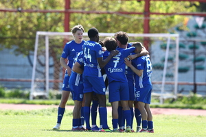 Συγκλονιστικές στιγμές στον ΠΑΣ Γιάννινα: Οπαδοί και παίκτες τραγούδησαν μαζί, παρά τον υποβιβασμό (video)