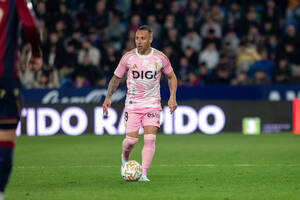 Κρεμάει τα παπούτσια του ο Καθόρλα: «Όλα έχουν μια αρχή και ένα τέλος»