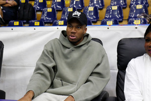 Γ. Αντετοκούνμπο: Λαμβάνει το βραβείο του Ευρωπαϊκού Τάγματος Αξίας