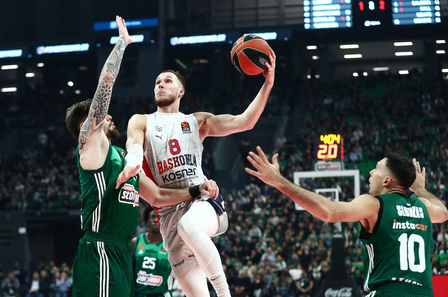 Μπασκόνια: Τέλος η σεζόν για τον Σεντεκέρσκις!