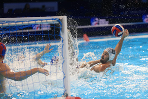 Ελλάδα - Ιταλία 15-13: «Βούλιαξε» και τους Ιταλούς και κάνει όνειρα για μετάλλιο η «γαλανόλευκη»! (video)