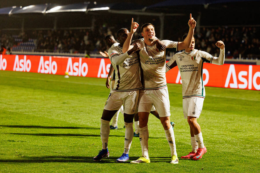 Ένα βήμα πριν τη σωτηρία