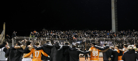 Λεβαδειακός - ΟΦΗ: Οι έξαλλοι πανηγυρισμοί των Κρητικών με Μπούση και η ένταση στο τέλος (video)