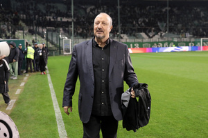 Μπενίτεθ: «Στο πρώτο μέρος θα μπορούσαμε 3-4 γκολ» (video)