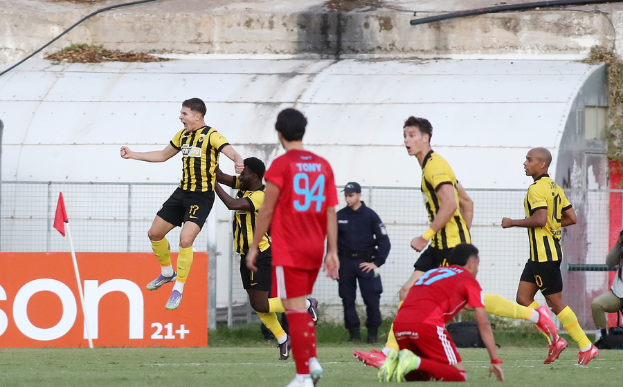 Ηλιούπολη – ΑΕΚ 0-1: Το έκανε… ντέρμπι η Ένωση αλλά πανηγύρισε με buzzer beater του Καλοσκάμη! (video)