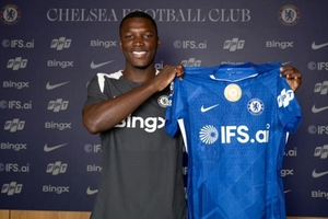 Επίσημο: Στην Τσέλσι μέχρι το 2033 ο Καϊσέδο!