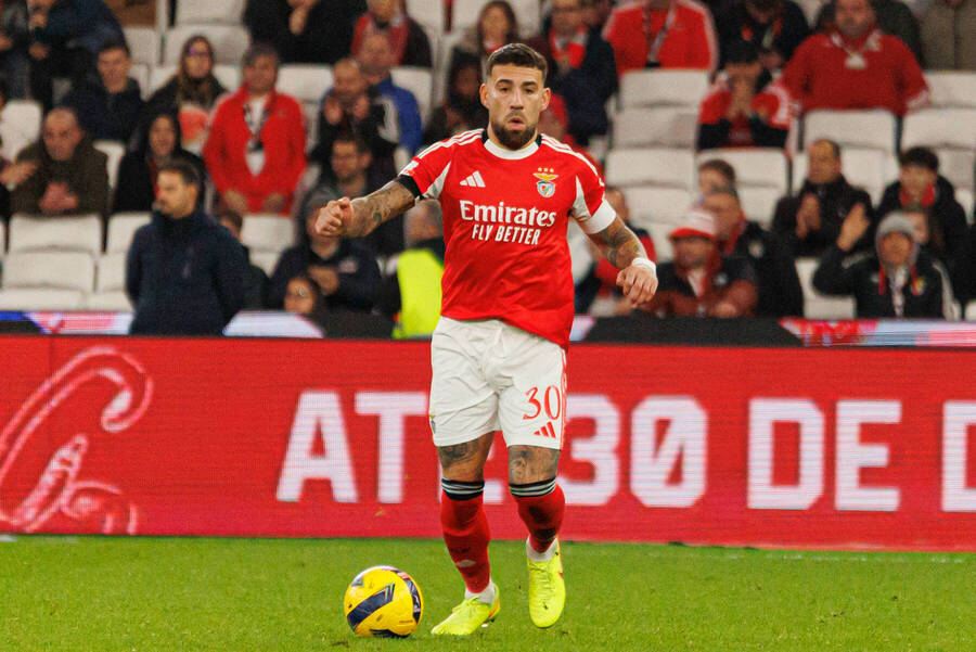 Πιο σκληροτράχηλη εντός!