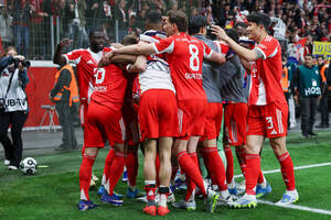 Λεβερκούζεν - Μπάγερν 0-2: Φουλ για τρεμπλ οι Βαυαροί! (video)