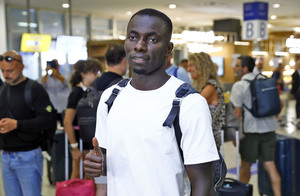 Ο Μανέ που παραλίγο να υπογράψει στον Ολυμπιακό κλείνει στην Στόουκ!