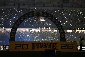 ΑΕΚ: LIVE η φιέστα των πρωταθλητών Ελλάδας (video)