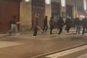 Θέλτα - Λυών: Άγριο ξύλο μεταξύ οπαδών στο Βίγκο (video)