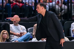 Μπαρτζώκας: Σοβαρό επεισόδιο στο Ντουμπάι - Οπαδός τον έβρισε στα ελληνικά