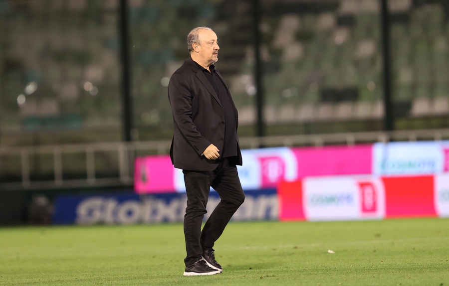 Μπενίτεθ: «Πετύχαμε τους στόχους, του χρόνου θα πάμε πολύ καλύτερα»
