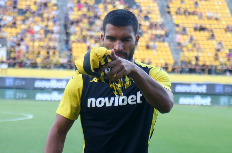 Ρόουζ: «Θα πάμε στην Τούμπα να στήσουμε τη σημαία του Άρη»