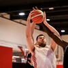 Πρώτο δείγμα θετικό για Πίτερς και Ράιτ