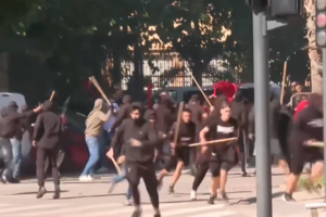 Πανικός στην Ισπανία: Άγρια επεισόδια στους δρόμους της Βαλένθια λίγες ώρες πριν το Λεβάντε - Σεβίλλη! (video)