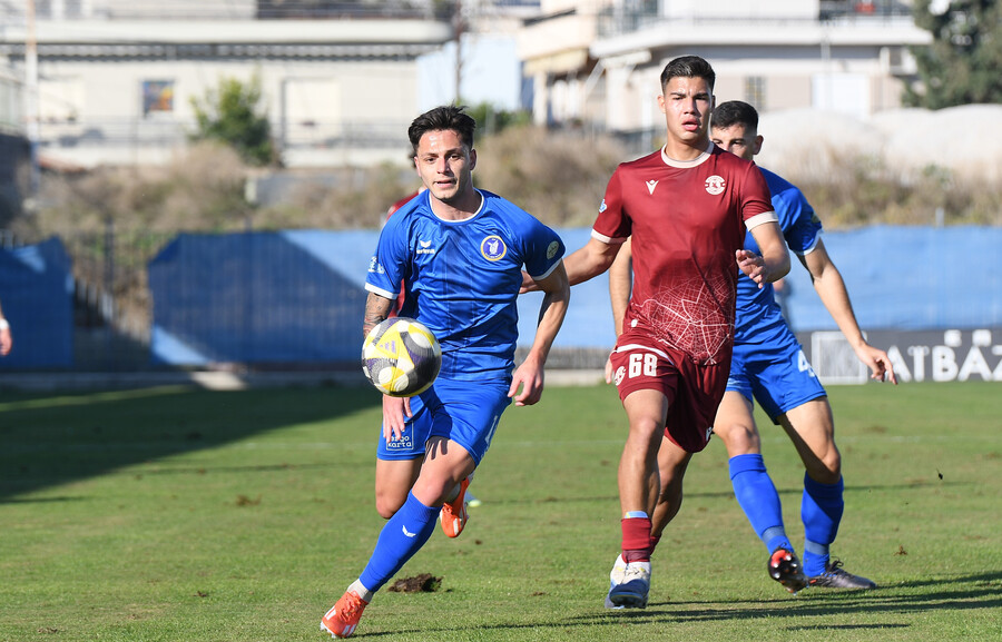 Μαζεύει τα «κομμάτια» της η Νίκη