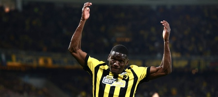 ΑΕΚ - Ράγιο Βαγιεκάνο: Ο Ζίνι ισοφάρισε προσωρινά το σκορ του πρώτου αγώνα (video)