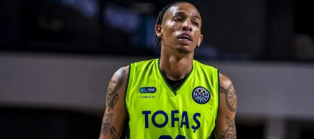 Επιστρέφει στην Ελλάδα για τον Πανιώνιο ο Τόμασον