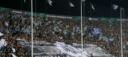 Θύρα 4: «Στεκόμαστε δίπλα στον Ραζβάν Λουτσέσκου ώστε στο τέλος της χρονιάς να αφιερώσει το νταμπλ στον πατέρα του»