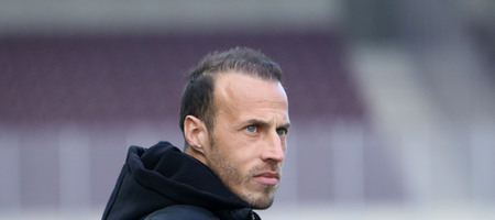 Η Εθνική Νέων πάλεψε μέχρι τέλους, γνώρισε την ήττα (1-2) από την Τουρκία αλλά προκρίθηκε